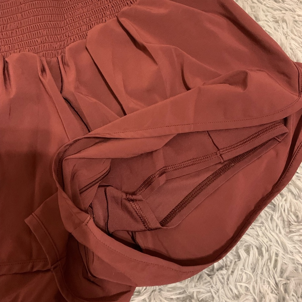 Red Arie high waisted shorts - Picture 3 of 3